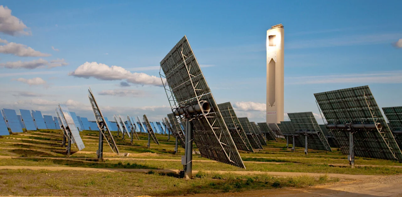 Solar tower power plant