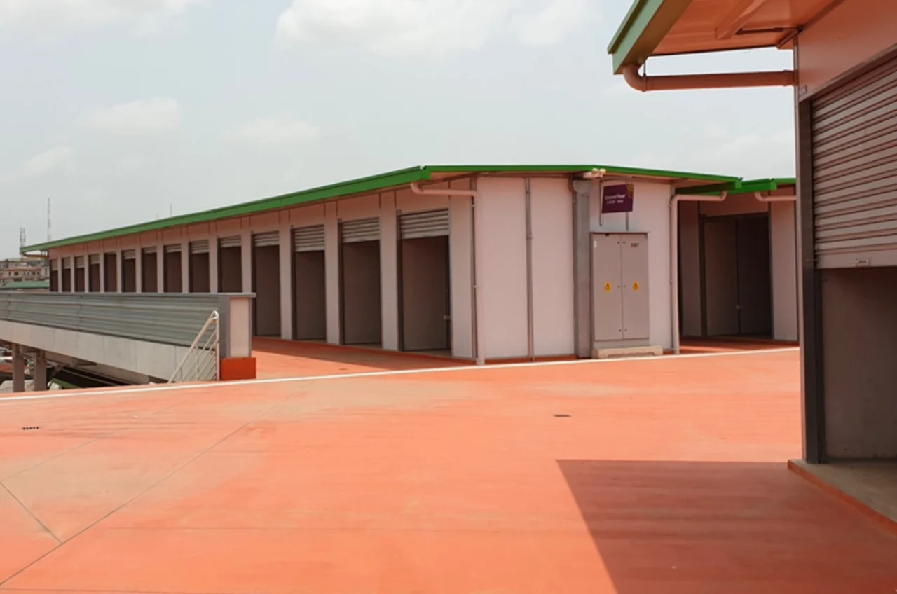 Completion of the market stall infrastructure in Phase One of the new Kumasi Market