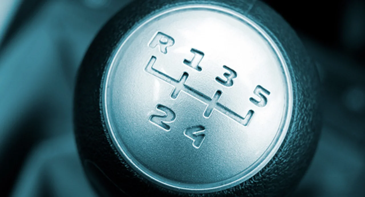 Auto shift gear