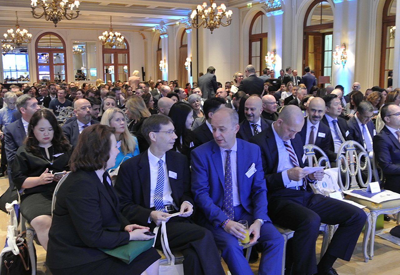 EBRD-COnference-Delegates_800x550.jpg