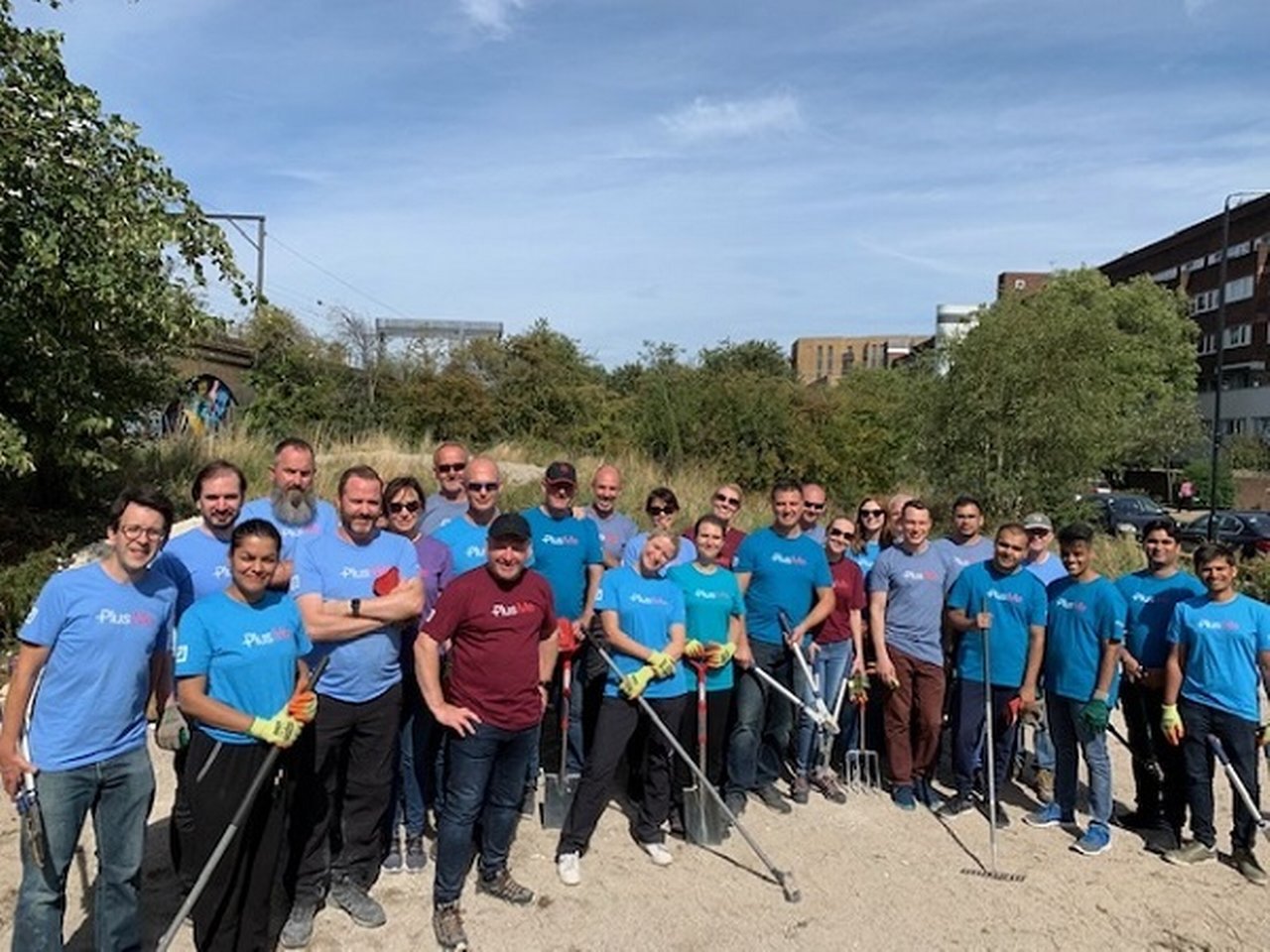 Deutsche Bank PlusMe volunteers