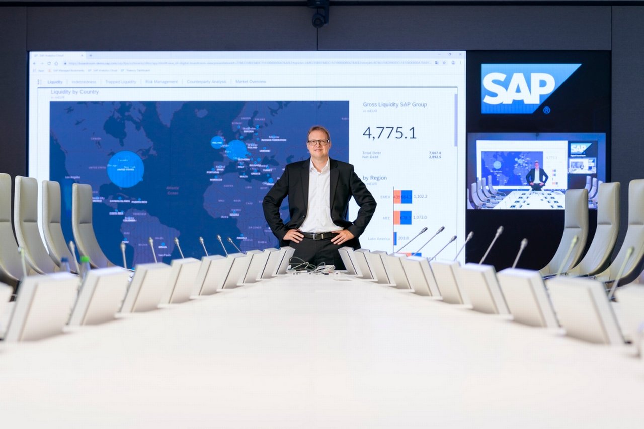 Diel at the head of SAP's digital boardroom