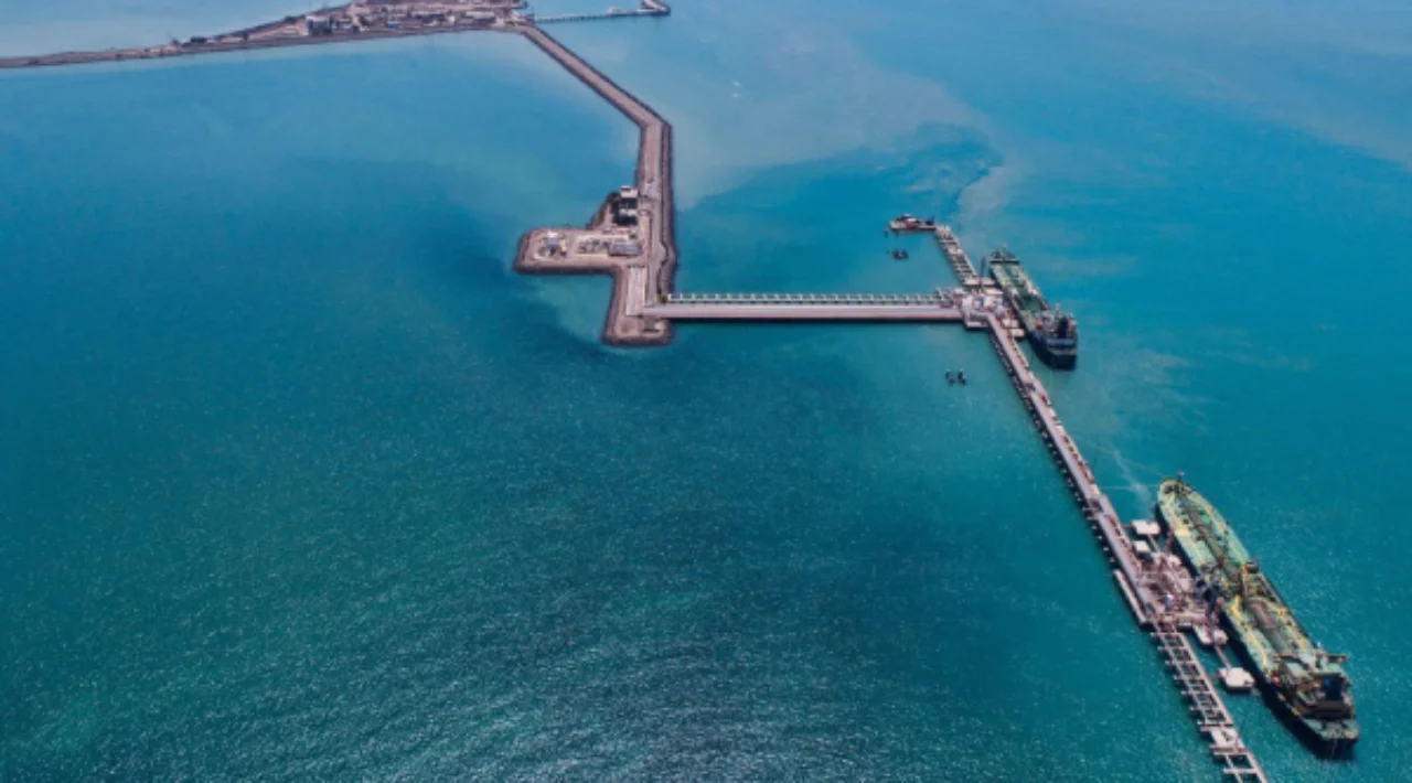 Vadinar-oil-terminal.png