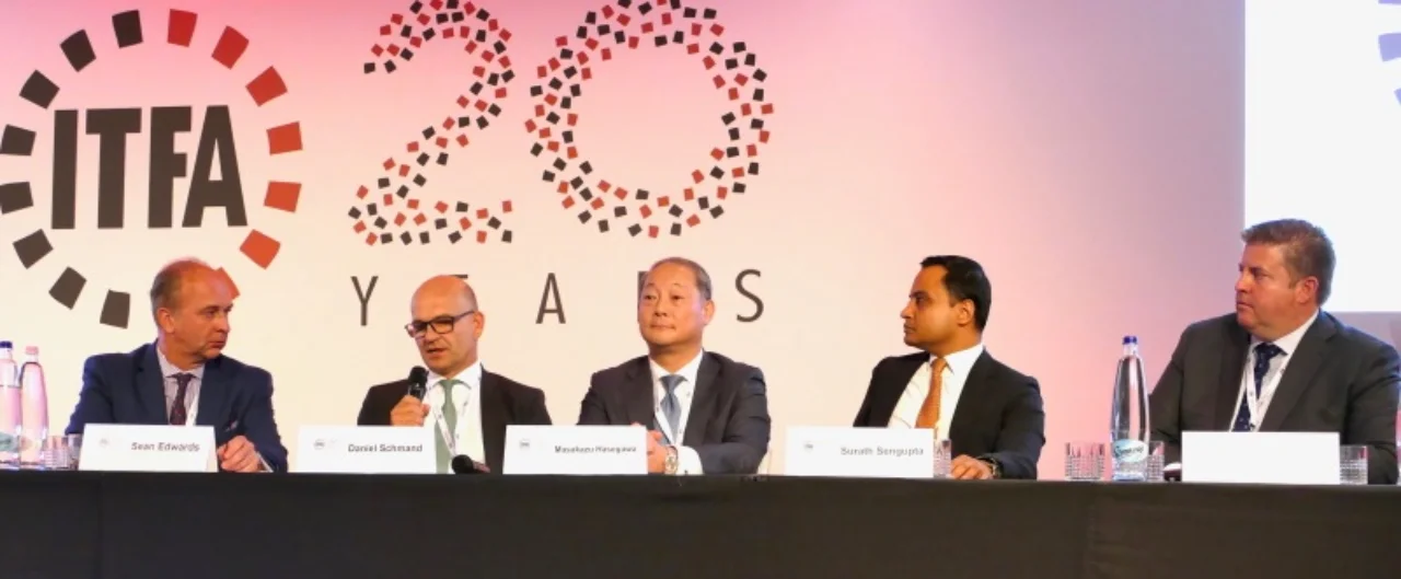 Panel-2-800px.jpg