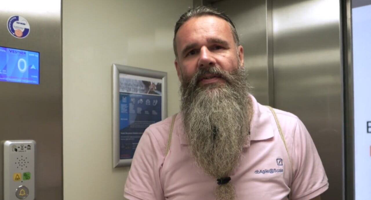 Jürgen Schmitt in the lift lobby