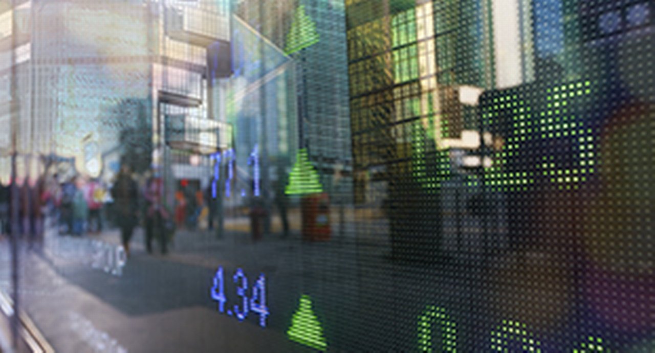 reflecting computer graphics behind a window