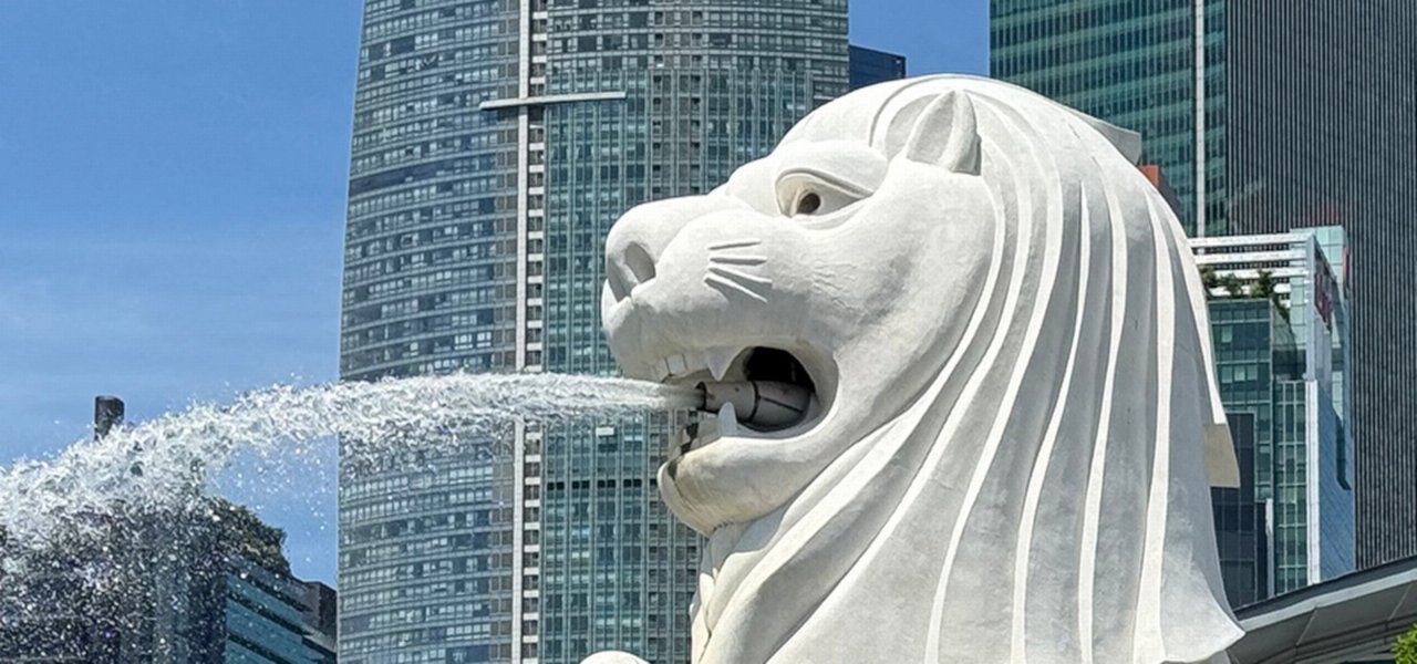 Merlion statue in Merlion Park, Singapore