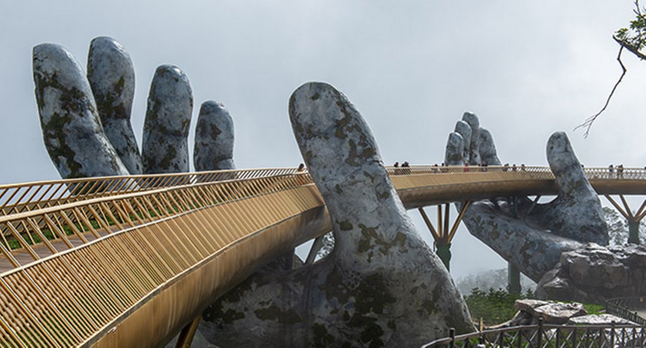 Golden Hands bridge in Ba Na hills