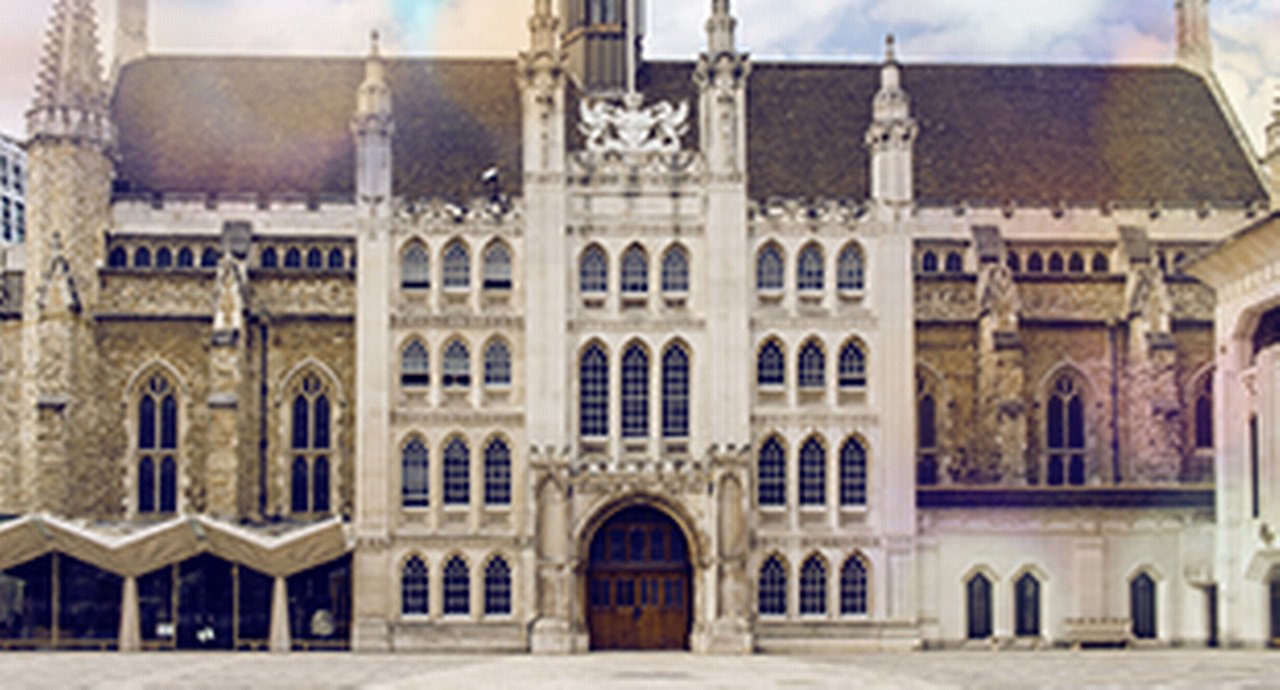 Guildhall (London) with sunflare