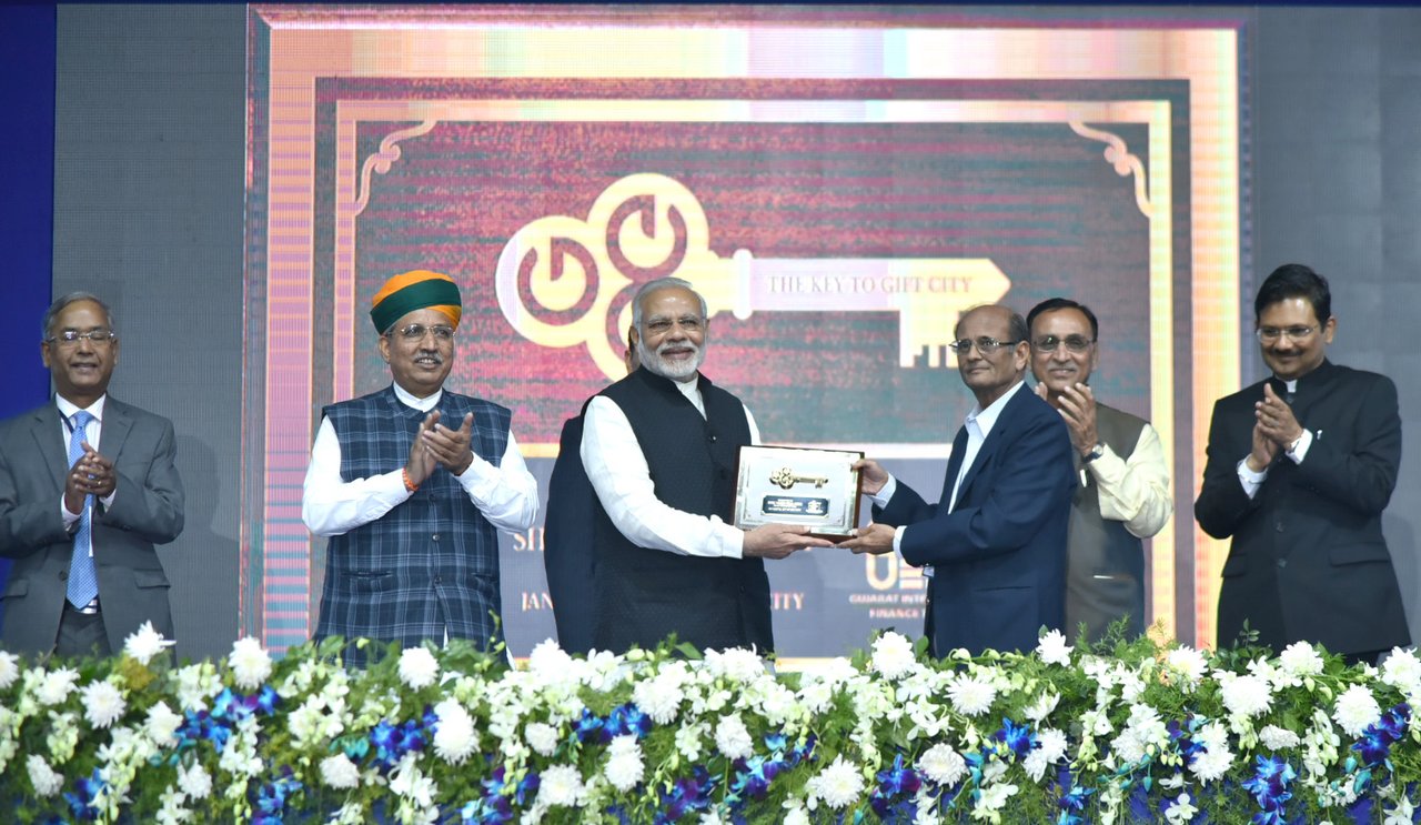 Shri_Sudhir_Mankad_Chairman.jpg
