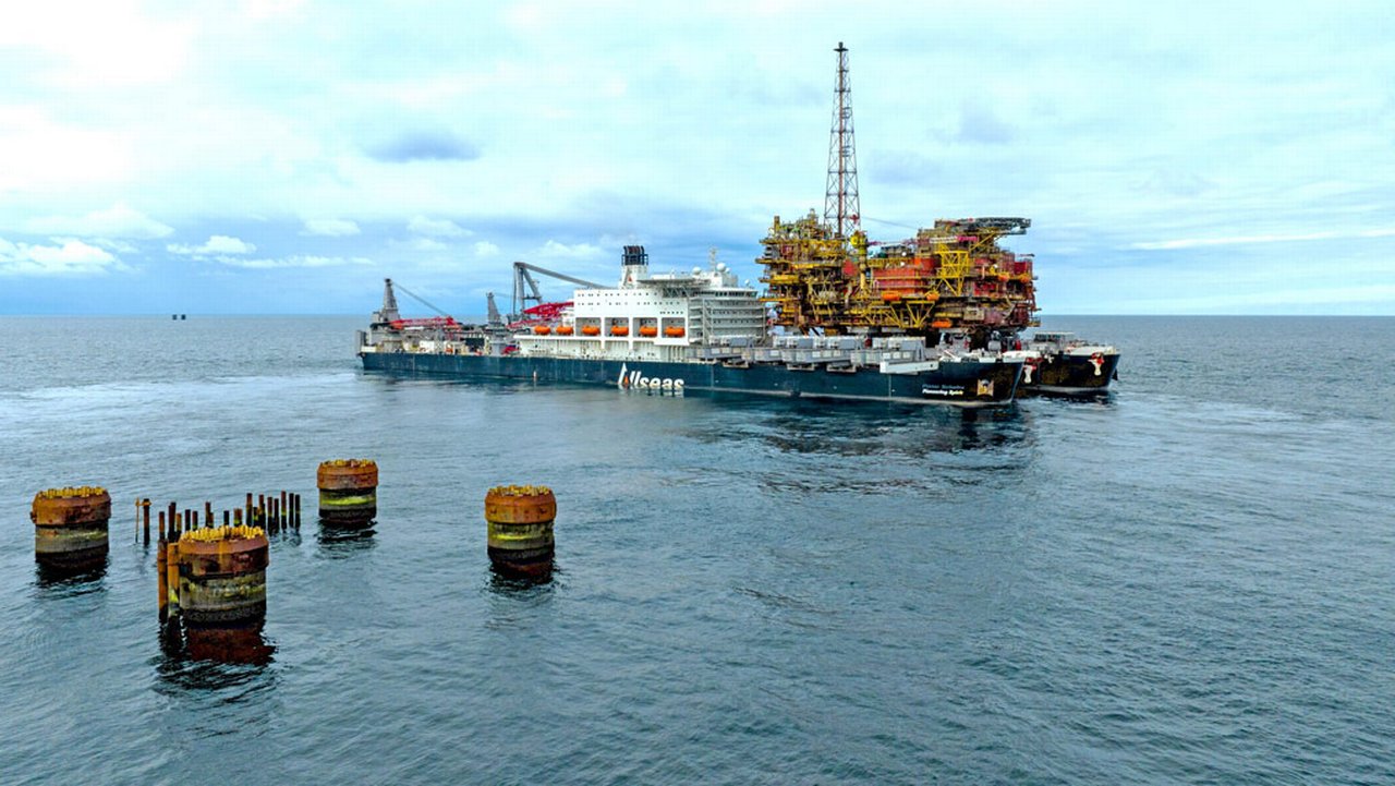 Pioneering Spirit Shell Brent Charlie