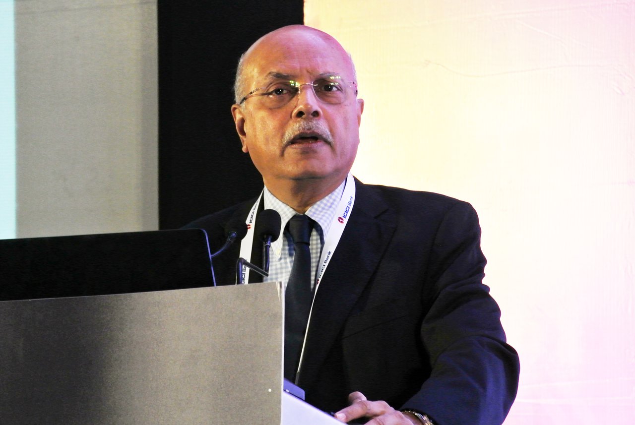 Keynote speaker Shailesh Haribhakti opens the conference