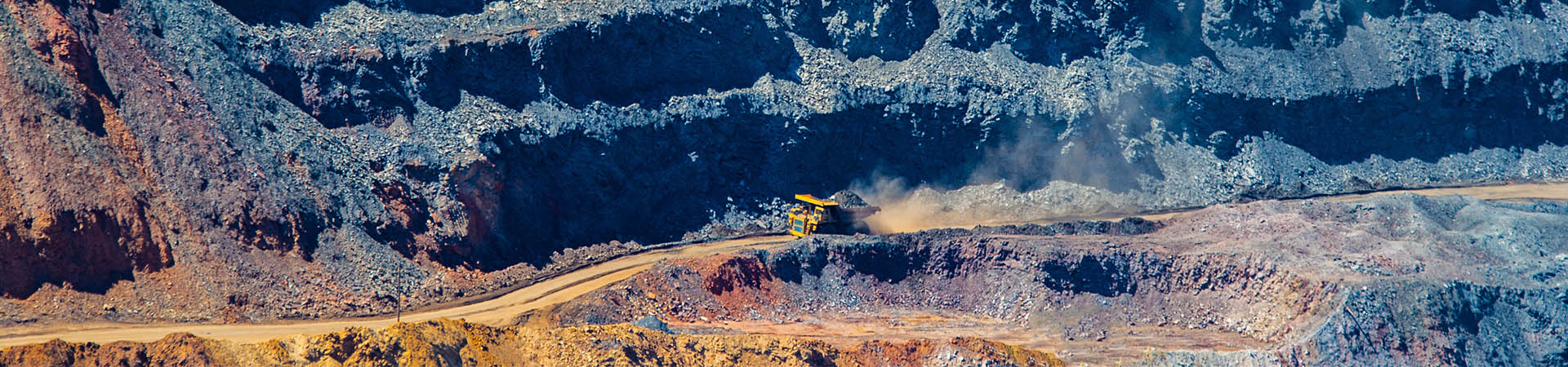 Board Iron Ore Pit And Ore Removal By Road