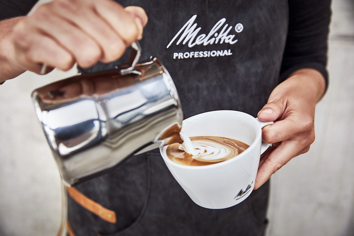 Melitta Professional pouring coffee