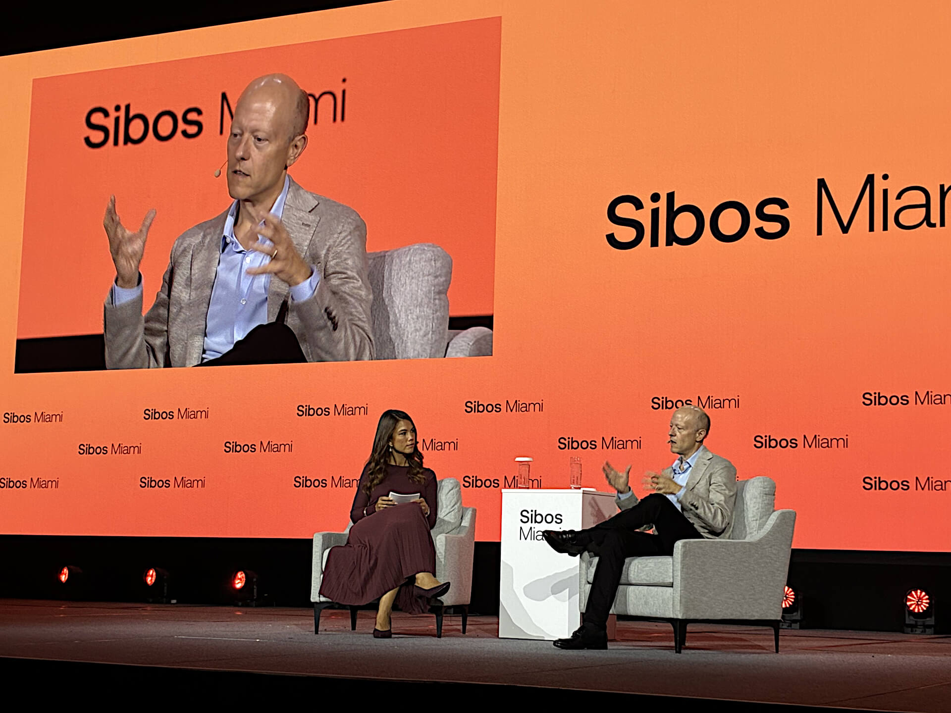 Circle CEO Jeremy Allaire in conversation with L&eacute;a Salamon of Fintech Finance at Sibos Miami